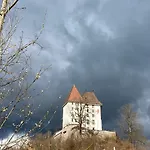 Schlafschloss Bed & Breakfast Sumiswald