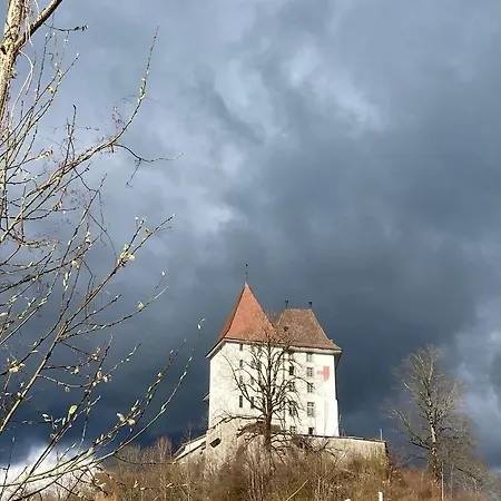 Schlafschloss Panzió Sumiswald