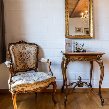 Bed & Breakfast Schlafschloss 2*