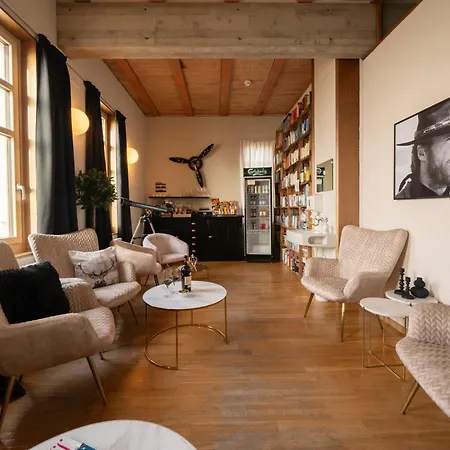 ベッド・アンド・ブレックファスト Schlafschloss 2*