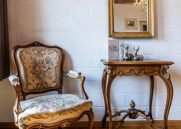 ベッド・アンド・ブレックファスト Schlafschloss 2*