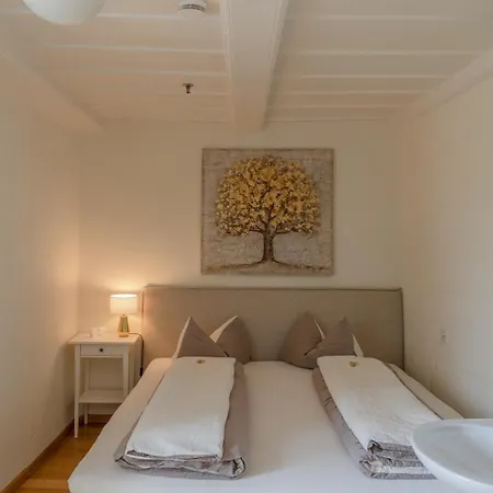 B&B Schlafschloss 2*